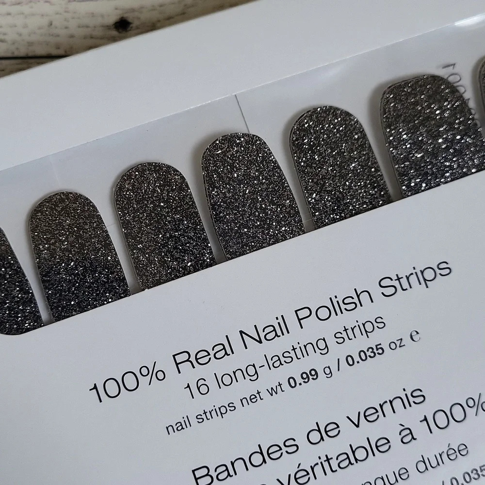Mind Matters Color Street Unopened dark silvery gray glitter shade Sparkle